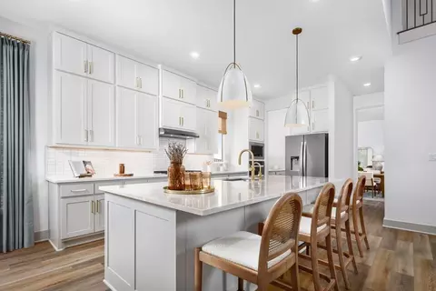 Kitchen - 1612 Jolie Rose Bnd, Leander, TX 78641 photo 2 of 4