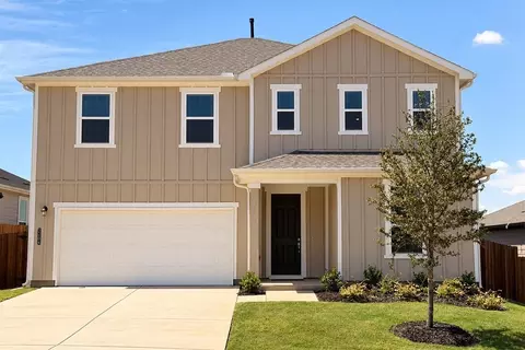 2704 Goldfinch Dr, Denton, TX 76205