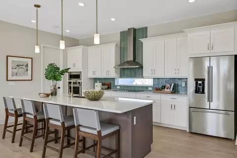 Kitchen - 10186 Pearson Ave, Orlando, FL 32827 photo 4 of 9
