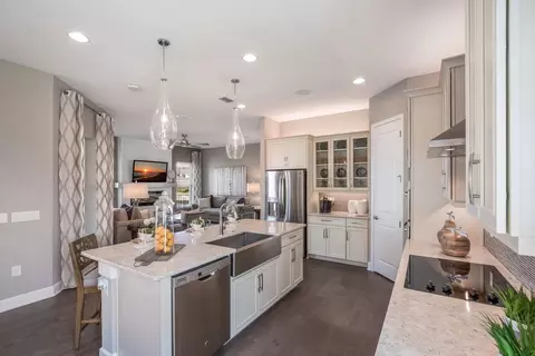 Kitchen - 10186 Pearson Ave, Orlando, FL 32827 photo 7 of 9