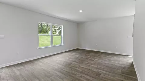 Living - 104 Holton St, Smithfield, NC 27577 photo 2 of 5