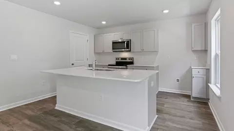 Kitchen - 104 Holton St, Smithfield, NC 27577 photo 3 of 6