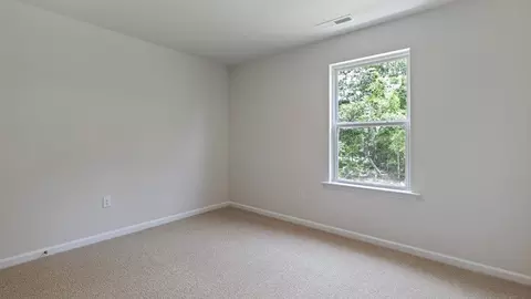 Bedroom - 104 Holton St, Smithfield, NC 27577 photo 2 of 10