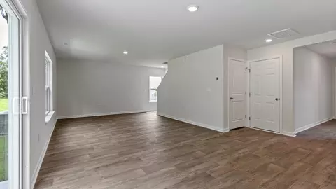 Living - 104 Holton St, Smithfield, NC 27577 photo 1 of 5