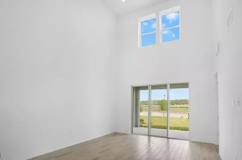 Living - 5292 Goldfinch Dr, Saint Cloud, FL 34771 photo 5 of 12