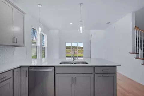 Kitchen - 5292 Goldfinch Dr, Saint Cloud, FL 34771 photo 4 of 8