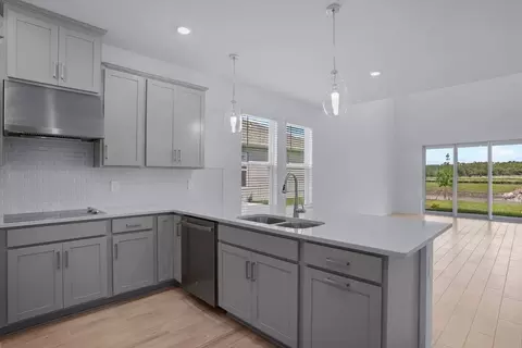 Kitchen - 5292 Goldfinch Dr, Saint Cloud, FL 34771 photo 2 of 8