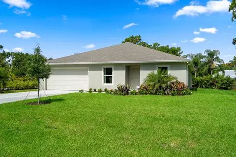 1753 Skyline Ln, Sebastian, FL 32958