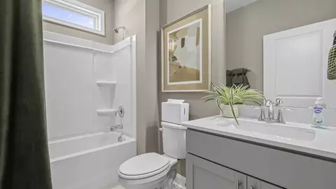 Bath - 302 Sefton Dr, Jamestown, NC 27282 photo 4 of 7