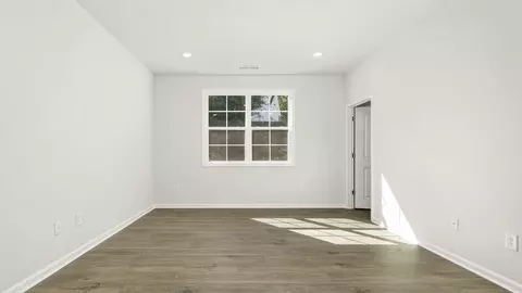 Living - 302 Sefton Dr, Jamestown, NC 27282 photo 2 of 2