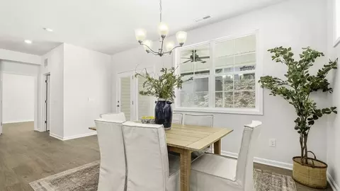 Dining - 302 Sefton Dr, Jamestown, NC 27282 photo 2 of 3
