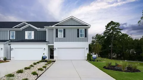 Exterior - 104 Graham Ave, Calhoun, GA 30701 photo 1 of 3