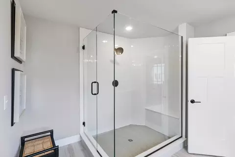Bath - 12750 S Kerry Ln, Plainfield, IL 60585 photo 4 of 5