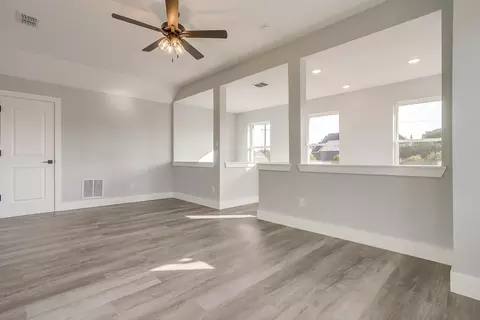 Living - Springfield Rd, Springtown, TX 76082 photo 2 of 4