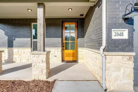 Exterior - Springfield Rd, Springtown, TX 76082 photo 2 of 11