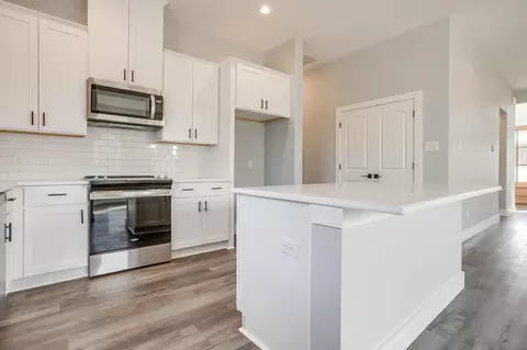 Kitchen - Springfield Rd, Springtown, TX 76082 photo 2 of 5