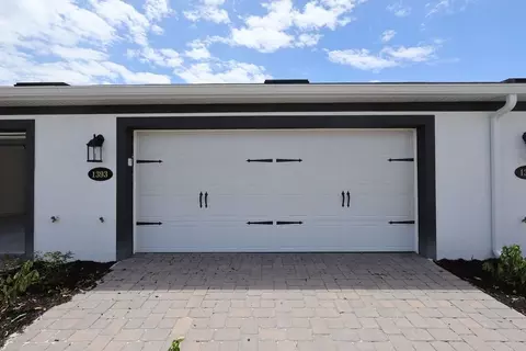 Exterior - 1393 Hyde St, Saint Cloud, FL 34771 photo 7 of 14
