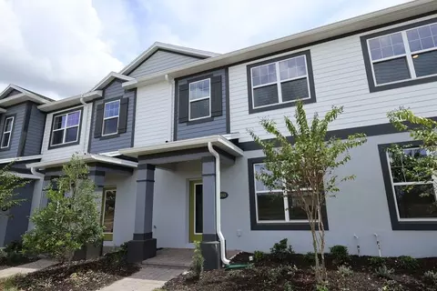 Exterior - 1393 Hyde St, Saint Cloud, FL 34771 photo 4 of 11