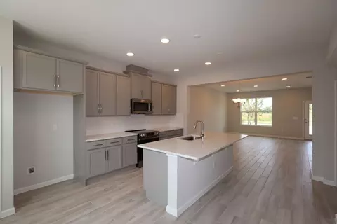 Kitchen - 1393 Hyde St, Saint Cloud, FL 34771 photo 2 of 4