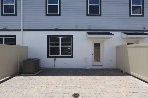 Exterior - 1393 Hyde St, Saint Cloud, FL 34771 photo 10 of 14
