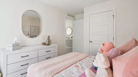 Bedroom - 1372 Bear Hammock Dr, Umatilla, FL 32784 photo 4 of 7