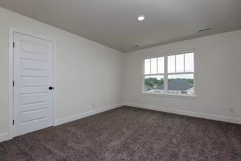Bedroom - 822 S Ridgemont Dr, Nixa, MO 65714 photo 3 of 4