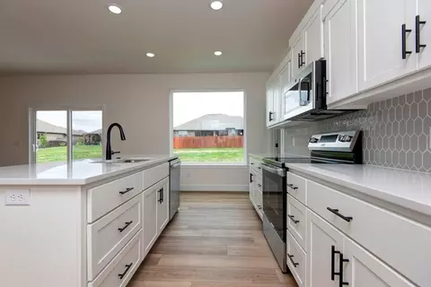 Kitchen - 822 S Ridgemont Dr, Nixa, MO 65714 photo 1 of 4