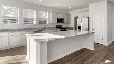 Kitchen - 2008 Willowleaf Dr, Leland, NC 28451 photo 1 of 7