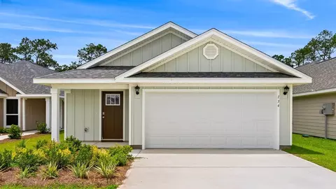 111 Chateau Ln, Port St Joe, FL 32456