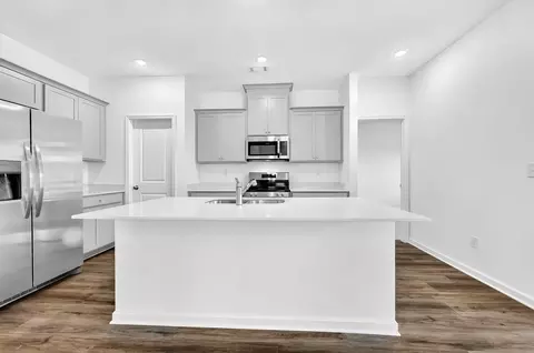 Kitchen - 105 Kanza Trl, Perry, GA 31069 photo 1 of 4