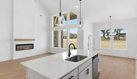 Kitchen - 588 Renley St, Springdale, AR 72762 photo 3 of 3