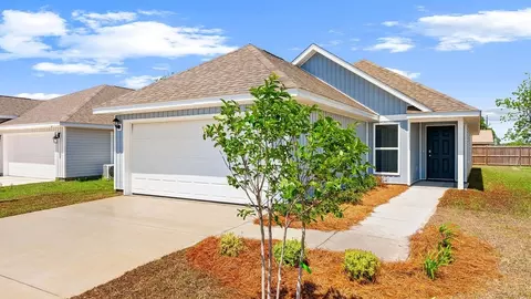8401 Park Place Dr, Panama City, FL 32404