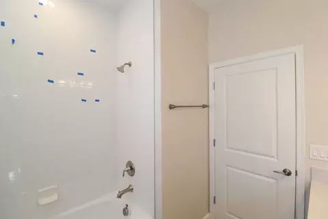 Bath - 5296 High Line Dr, Saint Cloud, FL 34771 photo 1 of 9