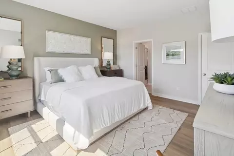 Bedroom - 2140 Ellen Dr, Springfield, OH 43528 photo 2 of 4
