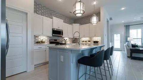 Kitchen - 427 Fox Trl, Springdale, AR 72762 photo 1 of 2