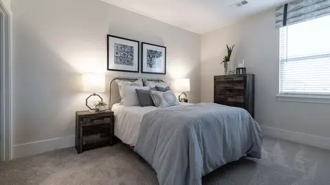 Bedroom - 427 Fox Trl, Springdale, AR 72762 photo 2 of 4