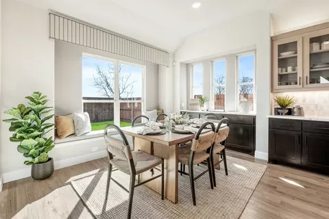 Dining - 1006 Longbow Trl, Justin, TX 76247 photo 4 of 5