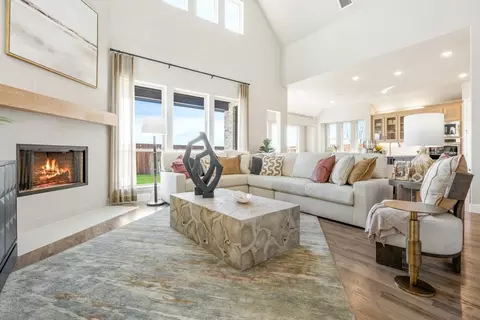 Living - 1006 Longbow Trl, Justin, TX 76247 photo 4 of 7