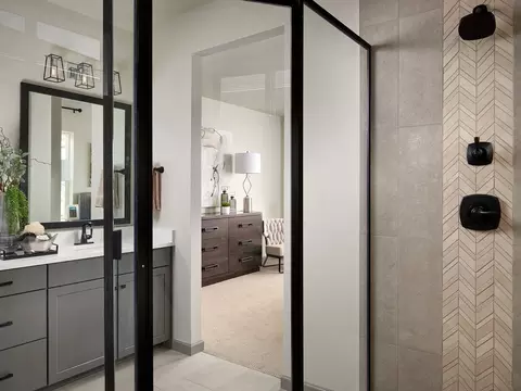 Bath - 24542 E 34th Ave, Aurora, CO 80019 photo 1 of 1