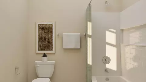 Bath - 800 Paitakis Ln, Ripon, CA 95366 photo 3 of 3