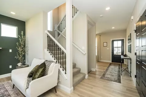 Entry Way - 6 Alder Creek Dr, Wright City, MO 63390 photo 3 of 12