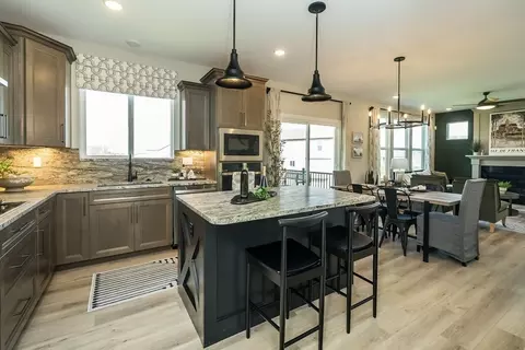 Kitchen - 6 Alder Creek Dr, Wright City, MO 63390 photo 4 of 12
