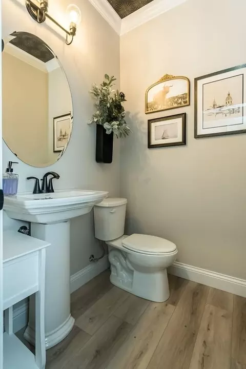 Bath - 6 Alder Creek Dr, Wright City, MO 63390 photo 1 of 10