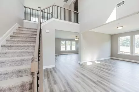 Entry Way - 109 Barton Spgs, Bethlehem, GA 30620 photo 1 of 2