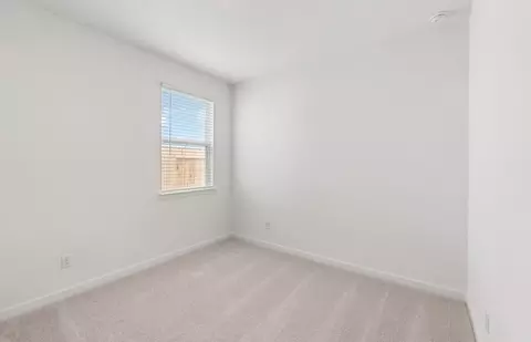 Bedroom - 108 Eagle Valley Dr, Elgin, TX 78621 photo 4 of 4