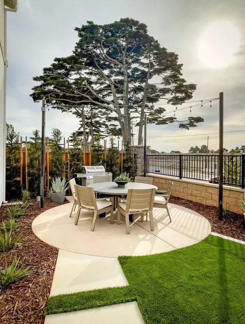 Exterior - 98 8th St, Marina, CA 93933 photo 6 of 14