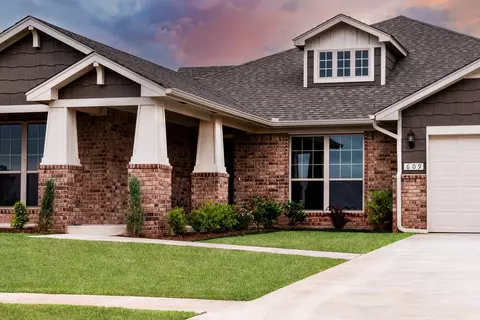 Exterior - 16140 Tall Grass Dr, Moore, OK 73170 photo 11 of 14