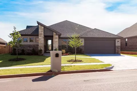 Exterior - 16140 Tall Grass Dr, Moore, OK 73170 photo 5 of 14