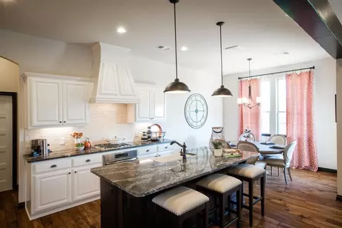 Kitchen - 16140 Tall Grass Dr, Moore, OK 73170 photo 1 of 7