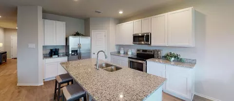 Kitchen - 8011 Windflower Ln, Fort Smith, AR 72916 photo 1 of 2